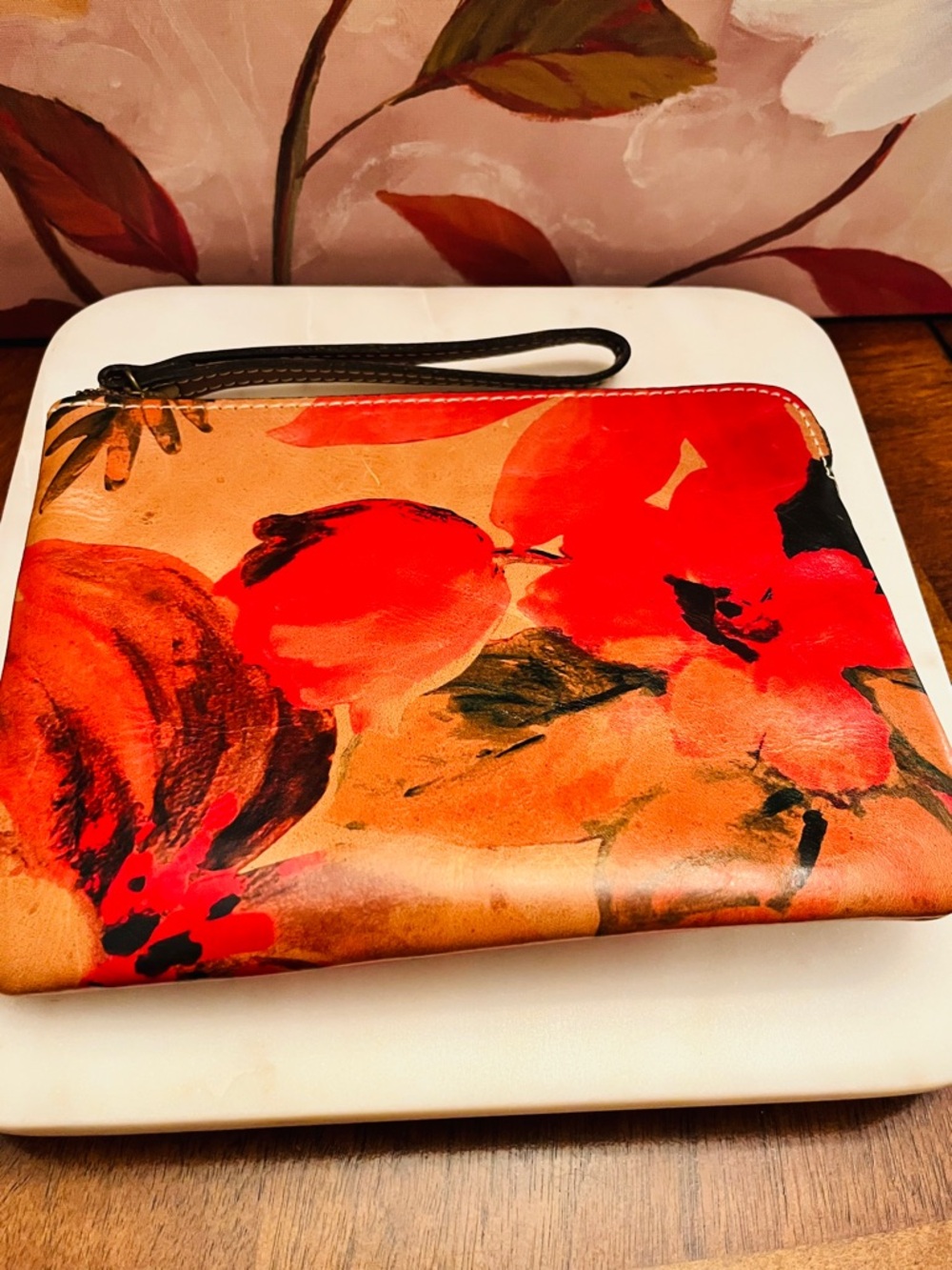Patricia Nash Red Floral Wristlet Clutch with Green Accents - Picture 3 of 11